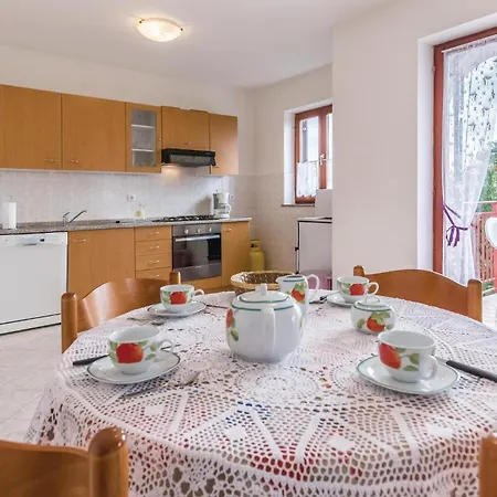 6 Bedroom In בית נופש *
