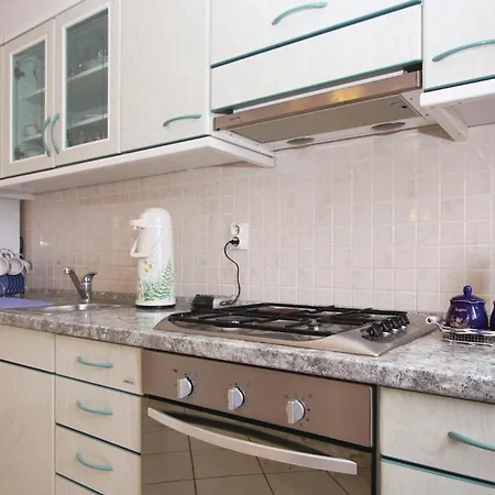 Holiday home 6 Bedroom In *